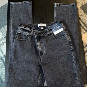 Abercrombie 90s slim straight ultra high rise curve love jeans; black/gray wash